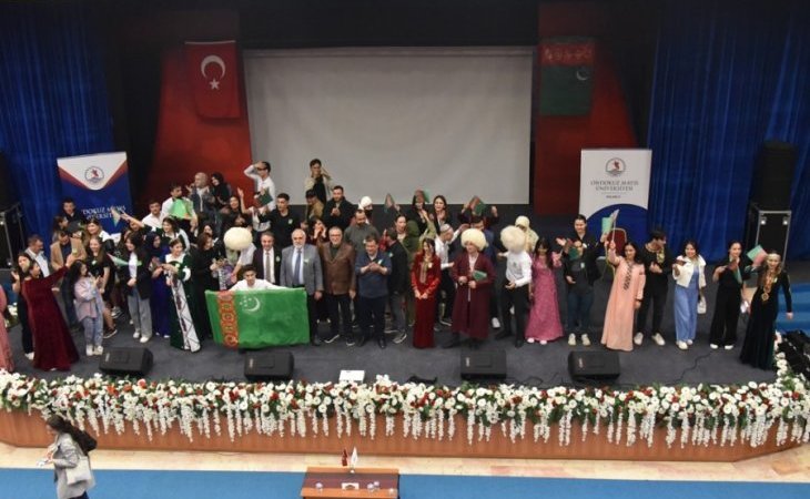 OMÜ’de ‘Türkmenistan'ın Tanıtımı ve Mahtumkulu Firaki'nin Doğumu'nun 300. Yılında Anma Programı’ Düzenlendi